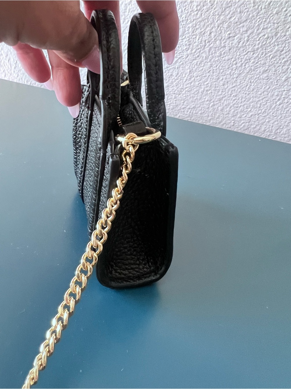 Marc Jacobs Black Mini Tote Bag with Gold Chain BAG CHARM - Picture 8 of 8
